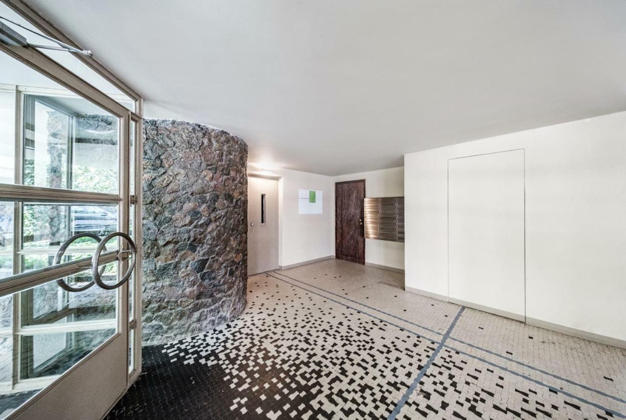 Friends Avenue Apartment Варшава Экстерьер фото