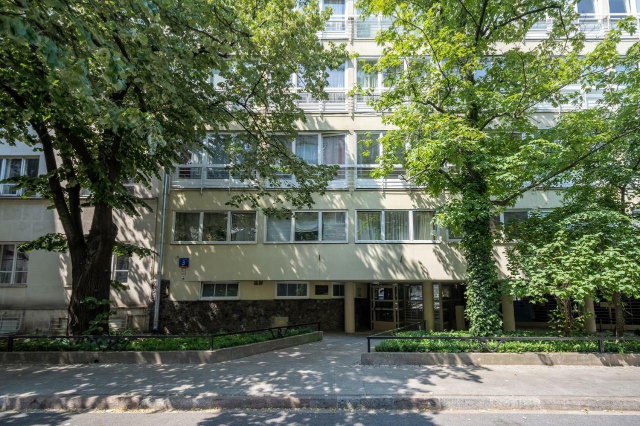 Friends Avenue Apartment Варшава Экстерьер фото
